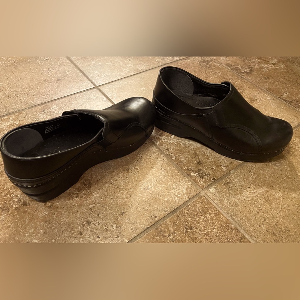 Black Dansko clogs